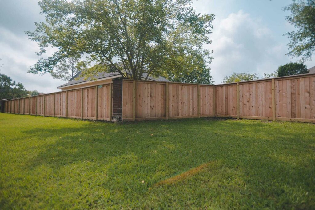 Top Benefits of Installing a Wood Fence for Your Houston Home