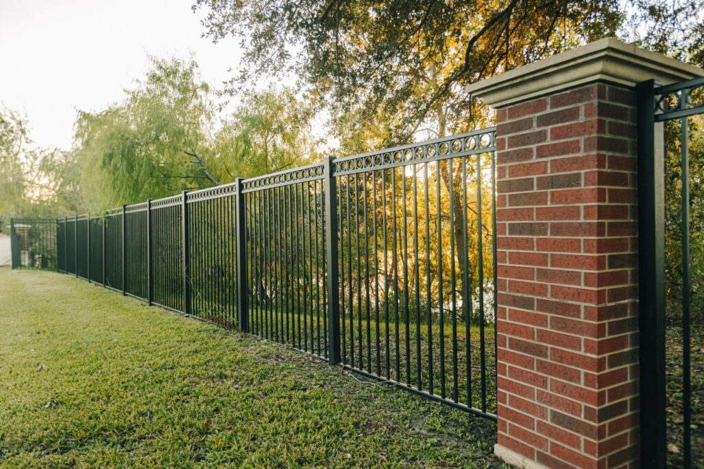 The Advantages of Ornamental Aluminum Fencing Over Other Materials